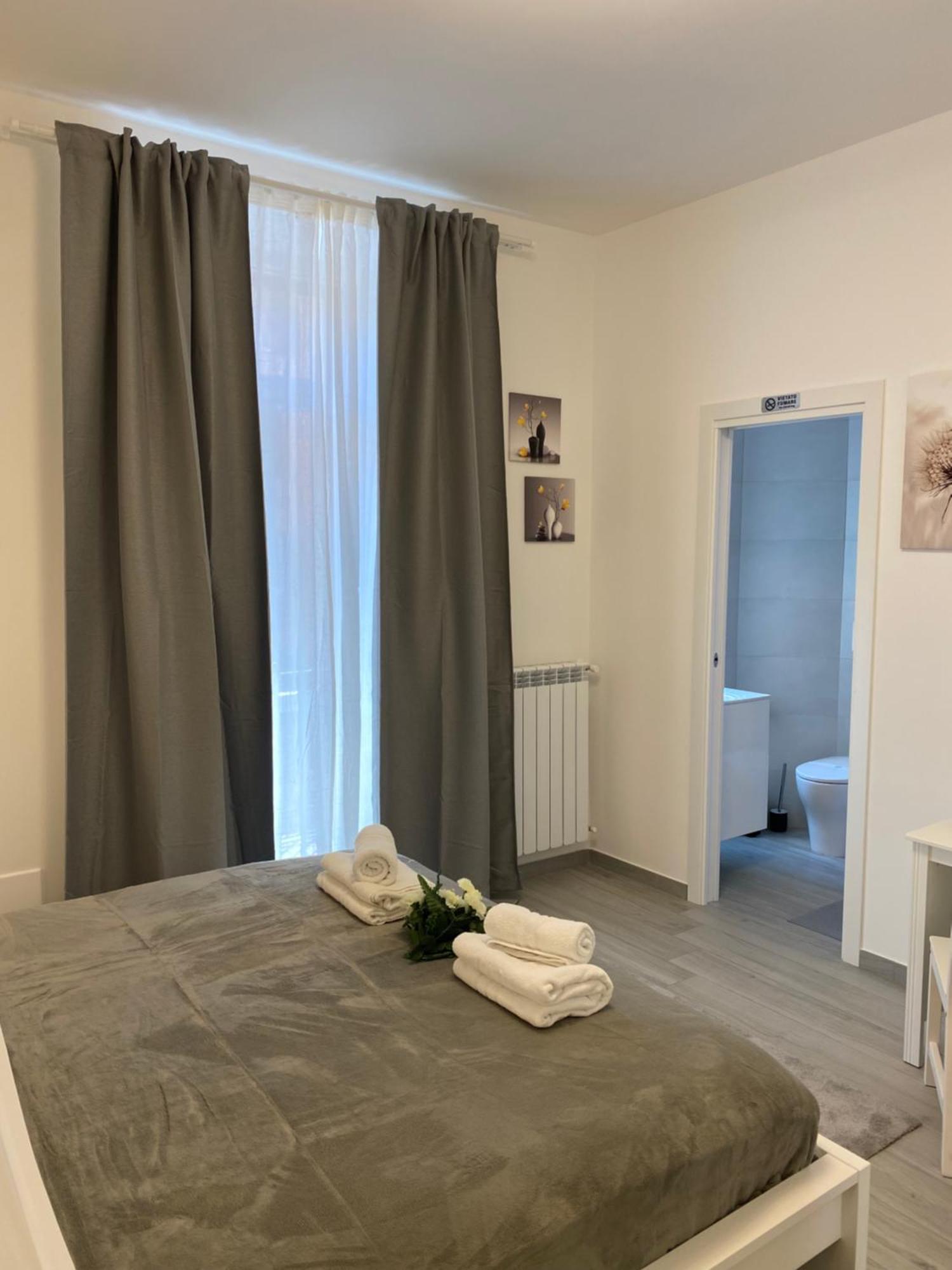 Roma Guesthouse Affittacamere Centro Citta' Softrooms-Metro' A 1 Metro Eksteriør billede