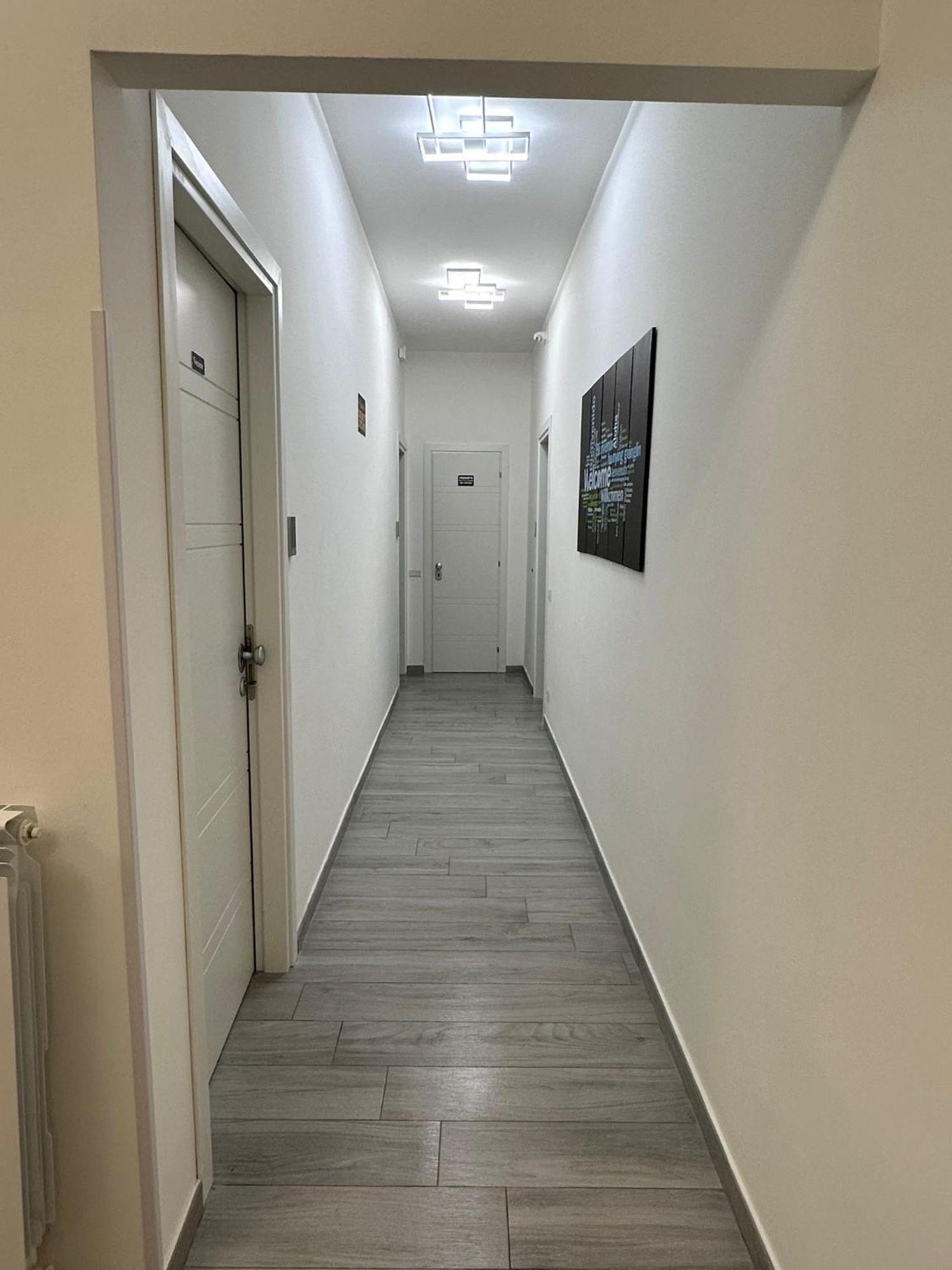 Roma Guesthouse Affittacamere Centro Citta' Softrooms-Metro' A 1 Metro Eksteriør billede